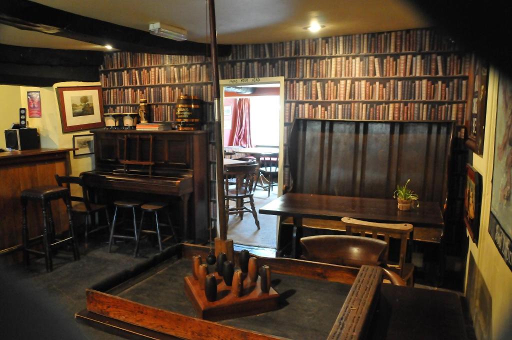 The Red Lion Inn Babcary 외부 사진
